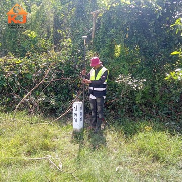 งานติดตั้งเสาเขตระบบ ในโครงการสำรวจและปรับปรุงเครื่องหมายแสดงบริเวณเขตระบบโครงข่ายก๊าซธรรมชาติ ในพื้นที่เขตระบบ ปท.7 อ.จะนะ​ จ.สงขลา