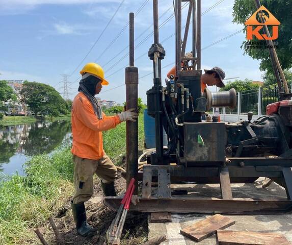 โครงการ งานเจาะสำรวจหาตำแหน่งท่อส่งน้ำมัน ขนาด 10 และ 18